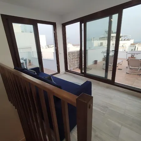Atico Duplex Tranquilo Vistas Al Mar Centro De Conil Lägenhet