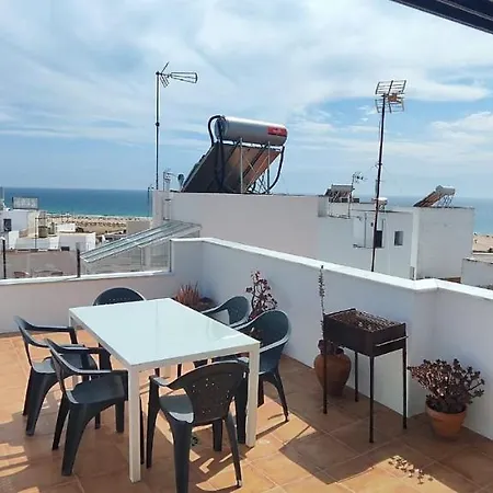 Atico Duplex Tranquilo Vistas Al Mar Centro De Conil Lägenhet Conil De La Frontera